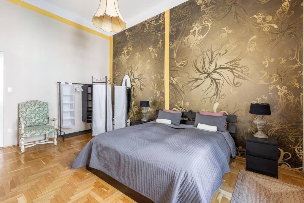 Bourgeois Boheme Apt. 88 M² City Center Budapest Eksteriør billede